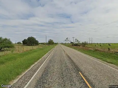 E Fm 462, Moore, TX 78057