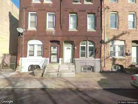 15Th, PHILADELPHIA, PA 19121