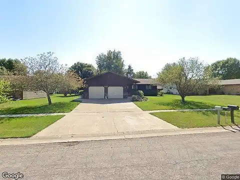 Miles, WORTHINGTON, MN 56187