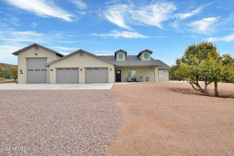 N Feather Montain Rd *27 Acre* --, Paulden, AZ 86334