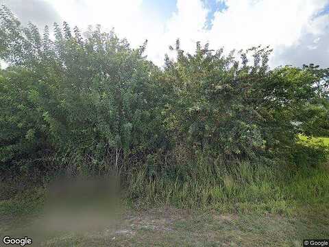 Alaska, LEHIGH ACRES, FL 33971