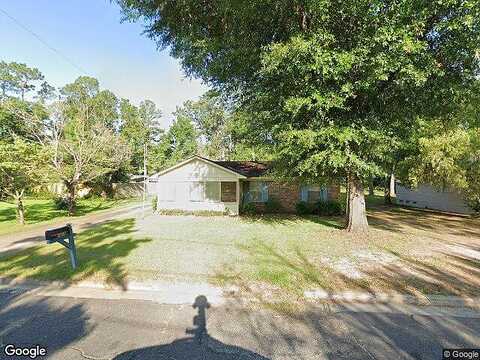 Julia, BAINBRIDGE, GA 39819