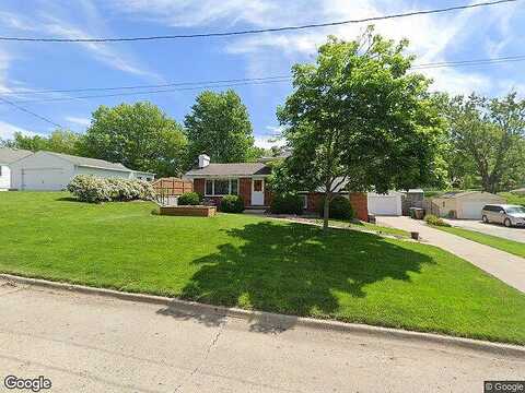 66Th, WINDSOR HEIGHTS, IA 50324