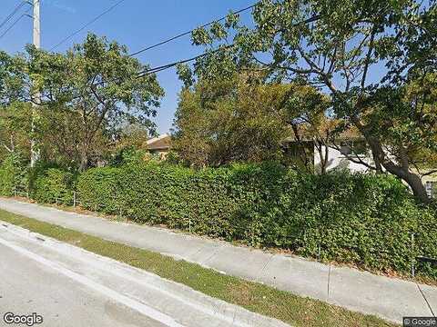 135Th, OPA LOCKA, FL 33054