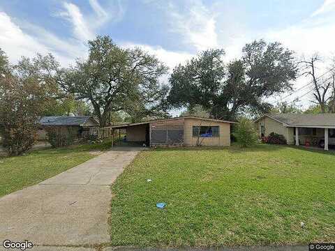 10Th, LAKE CHARLES, LA 70601