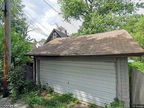 109Th, CHICAGO, IL 60628