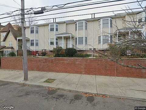 Broad, BRIDGEPORT, CT 06604