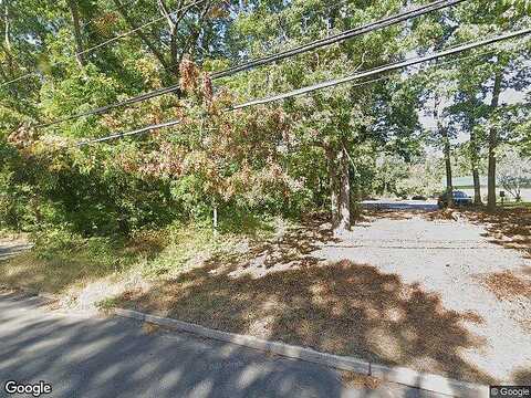 Route 25A, WADING RIVER, NY 11792