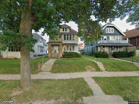 N 44Th St, MILWAUKEE, WI 53210