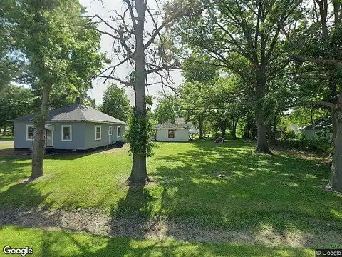 4Th, NEW DOUGLAS, IL 62074