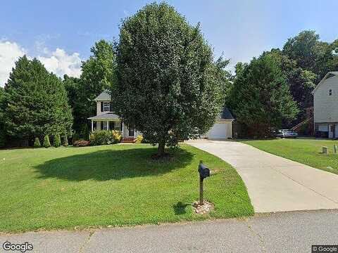 Lucinda, KERNERSVILLE, NC 27284