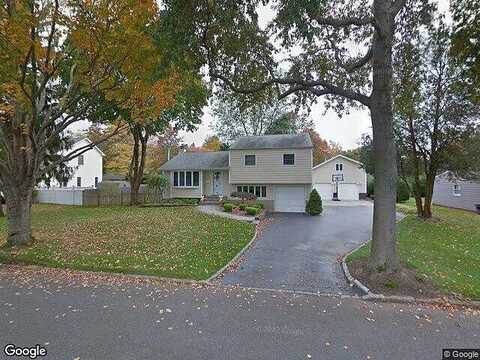 Masefield, GREENLAWN, NY 11740