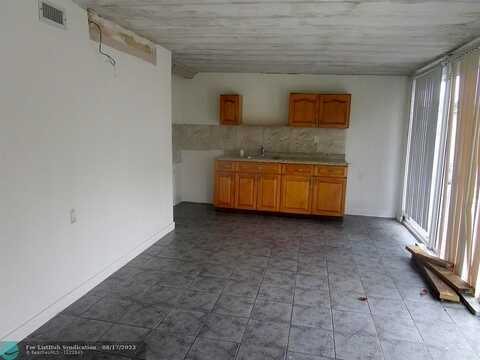 6Th, HIALEAH, FL 33012