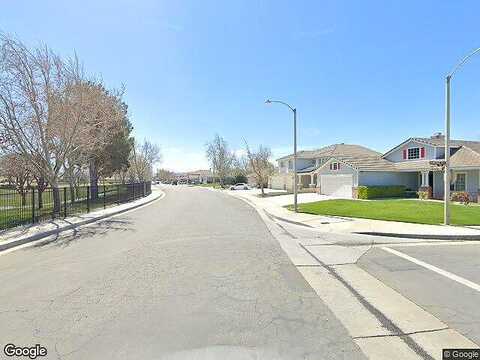 Avenue K4, LANCASTER, CA 93536