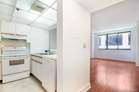 Brickell Key, MIAMI, FL 33131