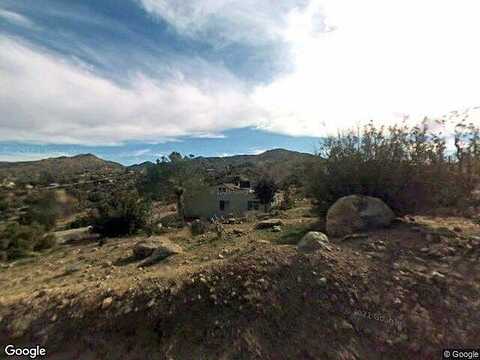 Mountain View, YUCCA VALLEY, CA 92284
