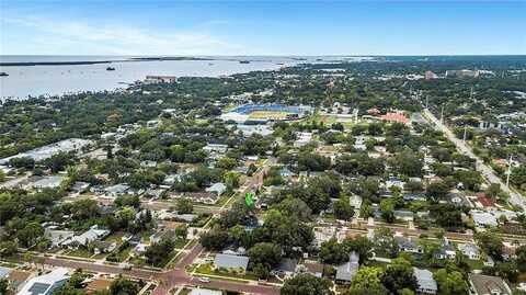 Highland, DUNEDIN, FL 34698