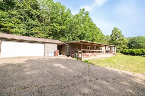 17780 Dorr Run Road, Nelsonville, OH 45764