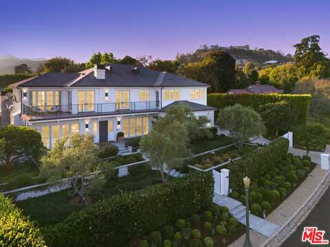 1513 Sorrento Dr, Pacific Palisades, CA 90272