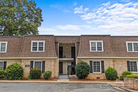 1708 Roxborough Road, Charlotte, NC 28211