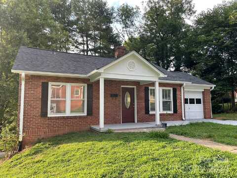 102 Garden Place, Morganton, NC 28655