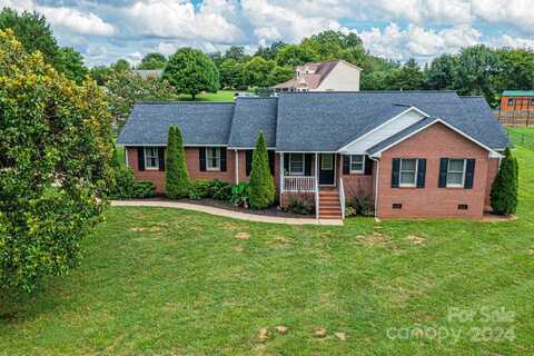 2711 Gold Rush Drive, Lincolnton, NC 28092