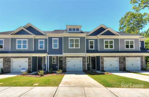 30 Woodsdale Place SE, Concord, NC 28025