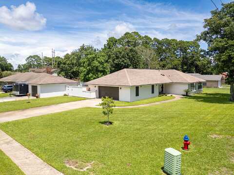 754 Overbrook Drive, Fort Walton Beach, FL 32547