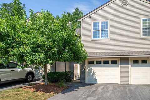 112 Ridgefield Cir, Clinton, MA 01510