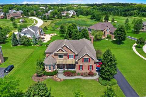 81 Tournament Drive N, Hawthorn Woods, IL 60047