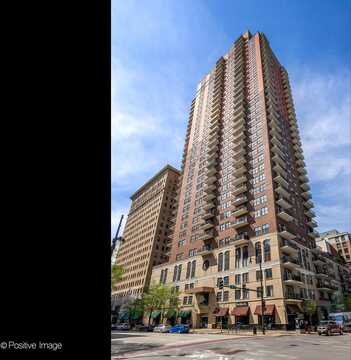 41 E 8th Street, Chicago, IL 60605