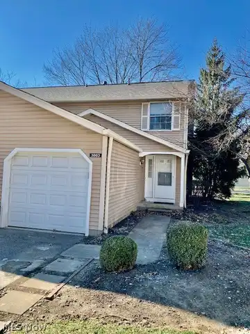 3863 Lake Run Boulevard, Stow, OH 44224