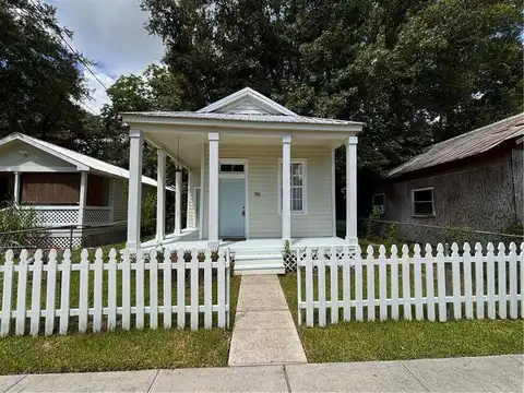 719 North Florida Street, Covington, LA 70433