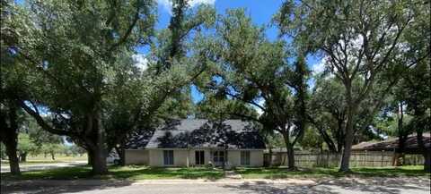 1801 Clare Drive, Alice, TX 78332