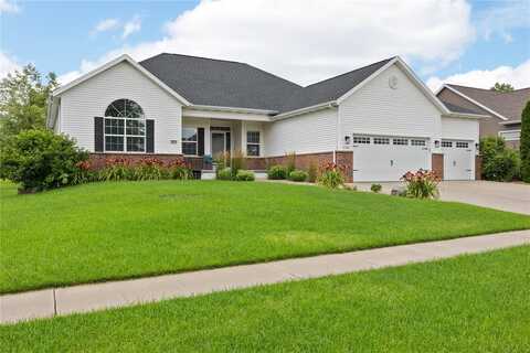 5910 Woodbridge Crest, Marion, IA 52302