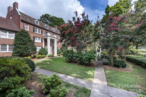 104 Colville Road, Charlotte, NC 28207