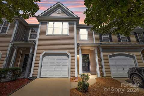 14752 Lions Paw Street, Charlotte, NC 28273