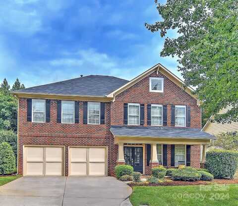 1027 Elsmore Drive, Matthews, NC 28104