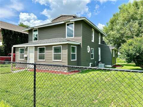 506 Woodbury Street, Marshalltown, IA 50158