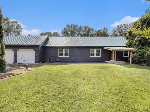 1070 S 42nd Street, Galesburg, MI 49053