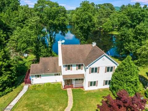 5 Patterson Dr, Jefferson Twp., NJ 07438