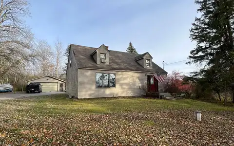 6674 N Black River Road, Cheboygan, MI 49721