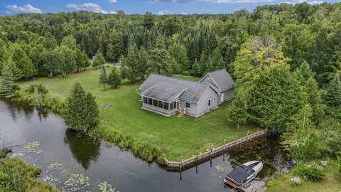 1760 Cedar Springs Lane, Indian River, MI 49749