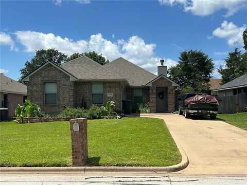 2402 PLEASANT ROSE Circle, Bryan, TX 77808