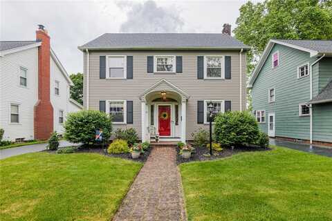 32 Westbourne Road, Irondequoit, NY 14617