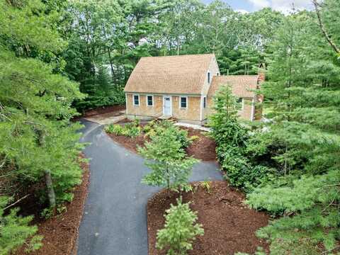 216 Poponessett Road, Cotuit, MA 02635