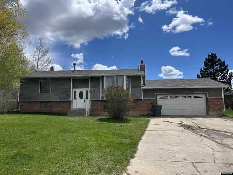 109 Mohawk Court, Evanston, WY 82930