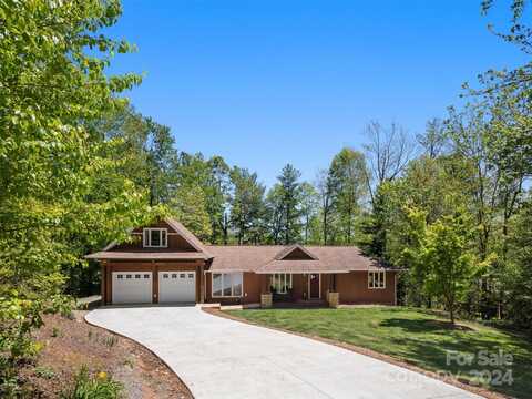 376 Whispering Woods Drive, Saluda, NC 28773