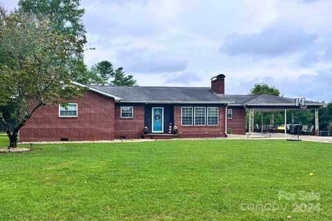 3131 Clarks Chapel Road, Lenoir, NC 28645