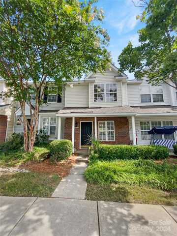 16841 Greenlawn Hills Court, Charlotte, NC 28213